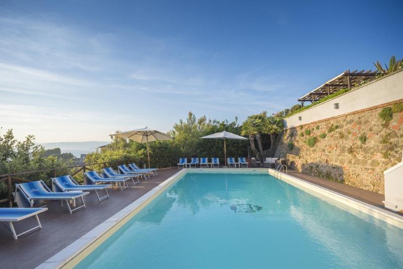 Villa Parisi Grand Hotel Castiglioncello Exterior photo